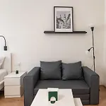 Main Square - U Mamlasu Apartman *